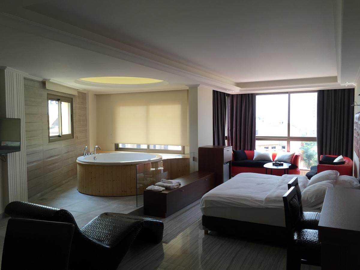 Aphrodite Hotel Ţabarjā Kültér fotó